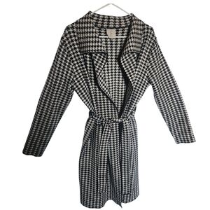 Sioni Black and White Houndstooth Belted Coat/ Sweater Size Medium